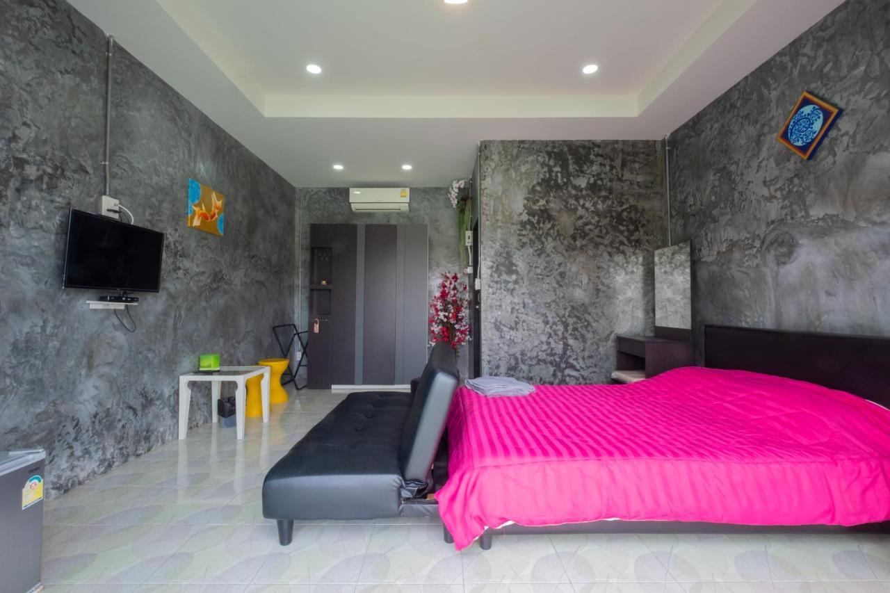 Feel like home Talat Amphoe Nakhon Chai Si Buitenkant foto