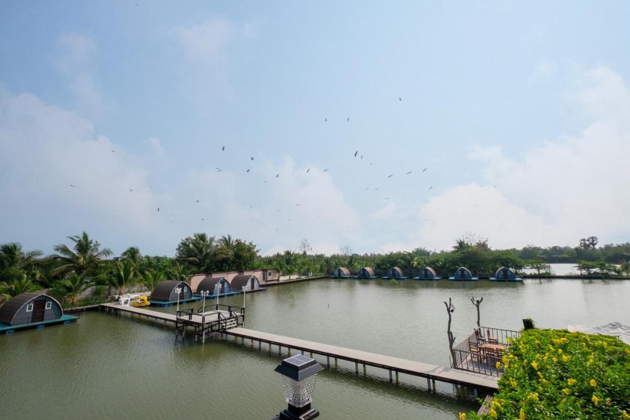 Feel like home Talat Amphoe Nakhon Chai Si Buitenkant foto